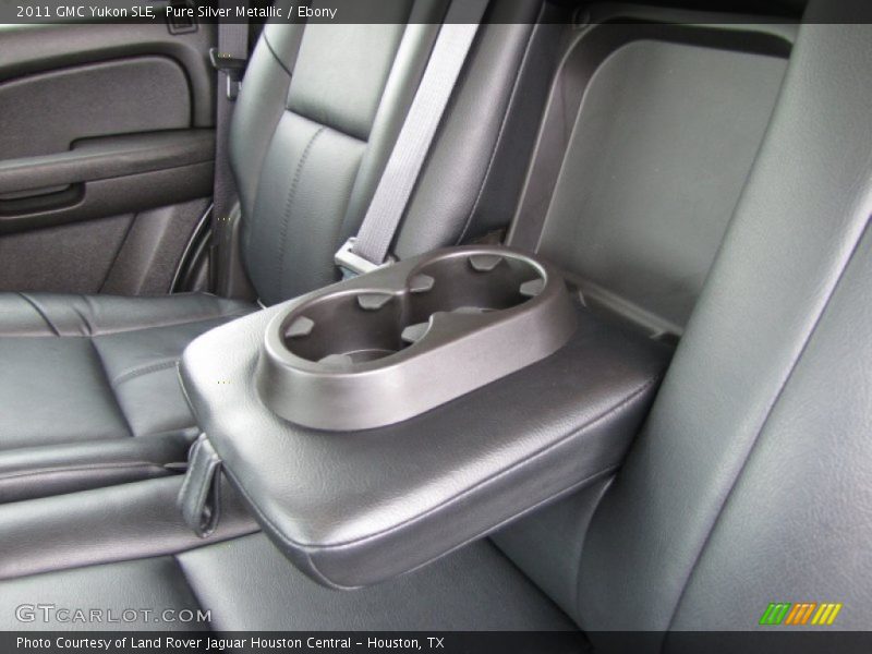 Pure Silver Metallic / Ebony 2011 GMC Yukon SLE