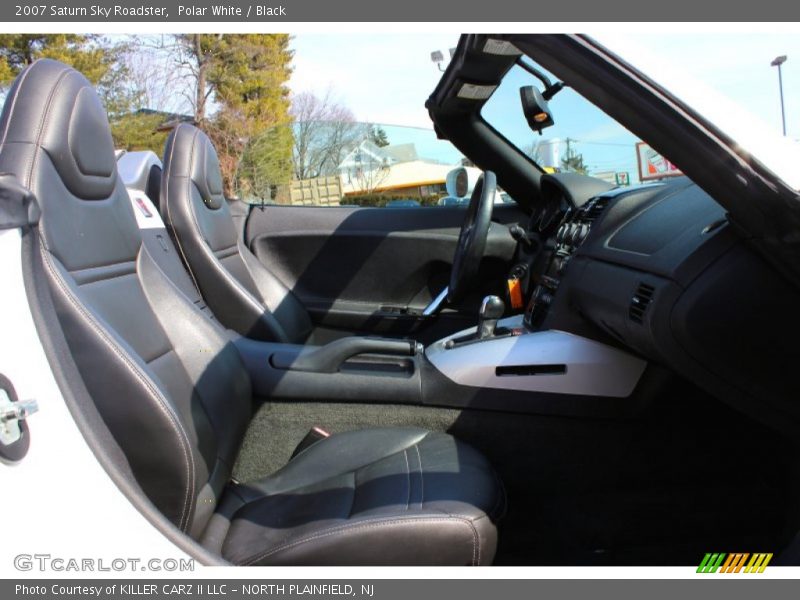 Polar White / Black 2007 Saturn Sky Roadster