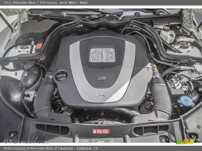 Arctic White / Black 2011 Mercedes-Benz C 300 Luxury