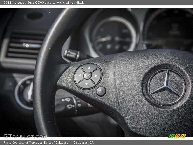 Arctic White / Black 2011 Mercedes-Benz C 300 Luxury