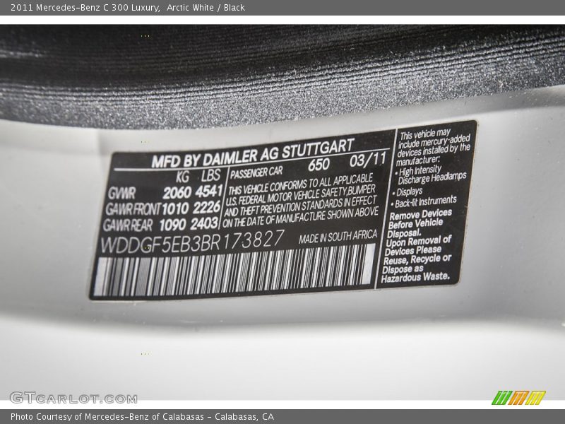 Arctic White / Black 2011 Mercedes-Benz C 300 Luxury