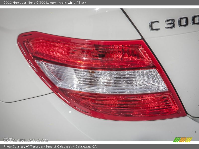 Arctic White / Black 2011 Mercedes-Benz C 300 Luxury