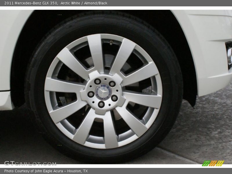 Arctic White / Almond/Black 2011 Mercedes-Benz GLK 350