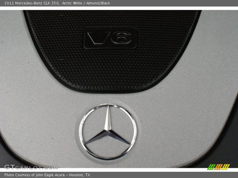 Arctic White / Almond/Black 2011 Mercedes-Benz GLK 350