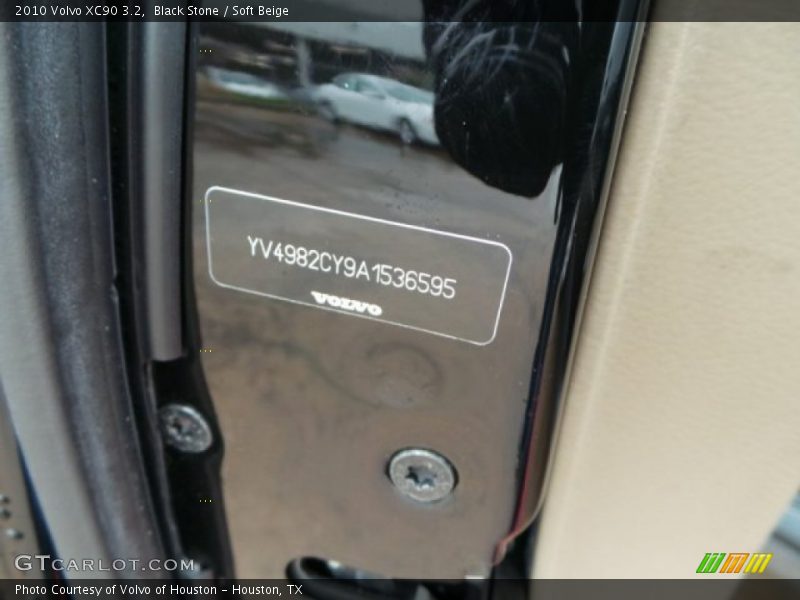 Black Stone / Soft Beige 2010 Volvo XC90 3.2