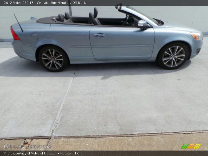 Celestial Blue Metallic / Off Black 2012 Volvo C70 T5