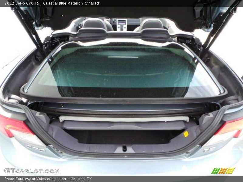 Celestial Blue Metallic / Off Black 2012 Volvo C70 T5