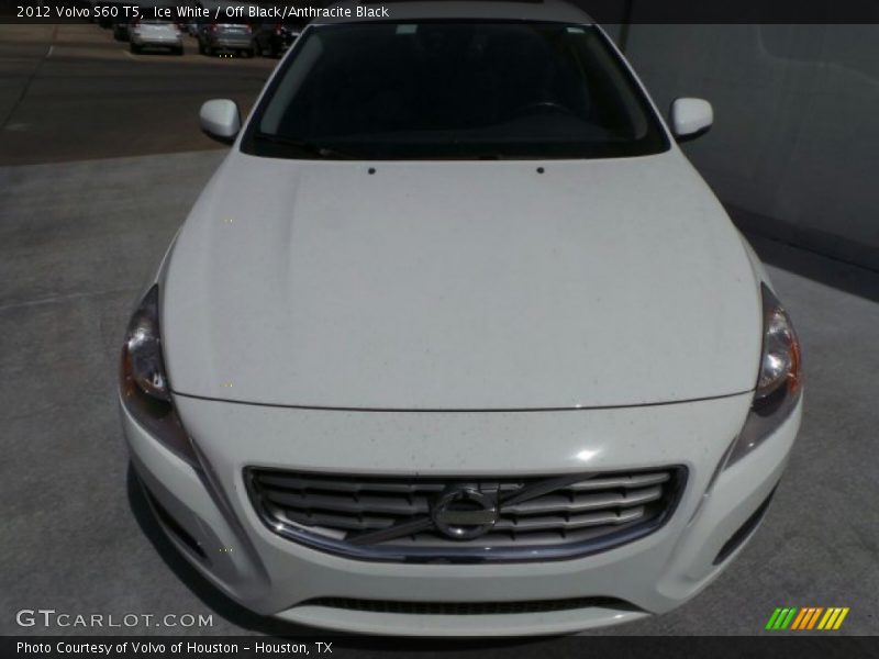 Ice White / Off Black/Anthracite Black 2012 Volvo S60 T5