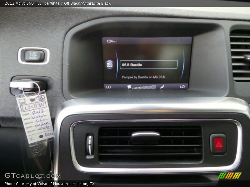 Ice White / Off Black/Anthracite Black 2012 Volvo S60 T5