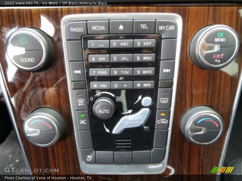 Ice White / Off Black/Anthracite Black 2012 Volvo S60 T5