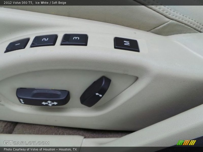 Ice White / Soft Beige 2012 Volvo S60 T5