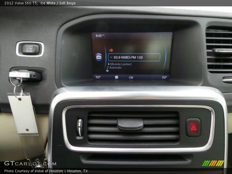 Ice White / Soft Beige 2012 Volvo S60 T5