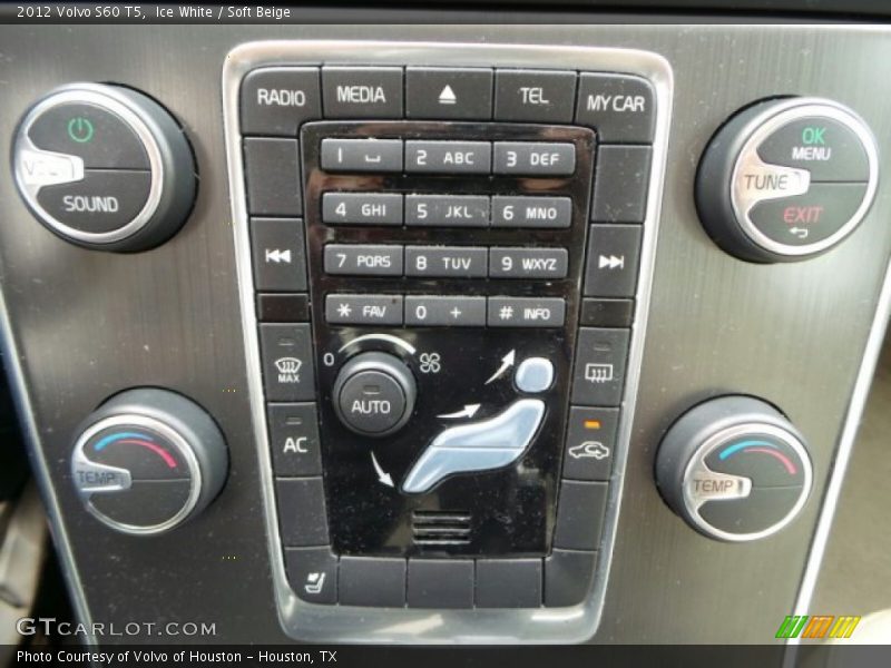 Ice White / Soft Beige 2012 Volvo S60 T5