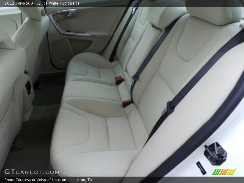 Ice White / Soft Beige 2012 Volvo S60 T5