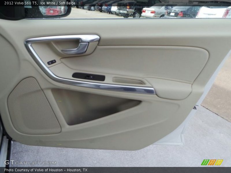 Ice White / Soft Beige 2012 Volvo S60 T5