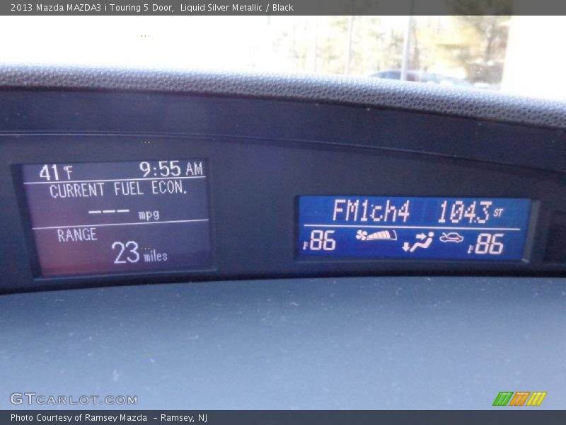 Liquid Silver Metallic / Black 2013 Mazda MAZDA3 i Touring 5 Door