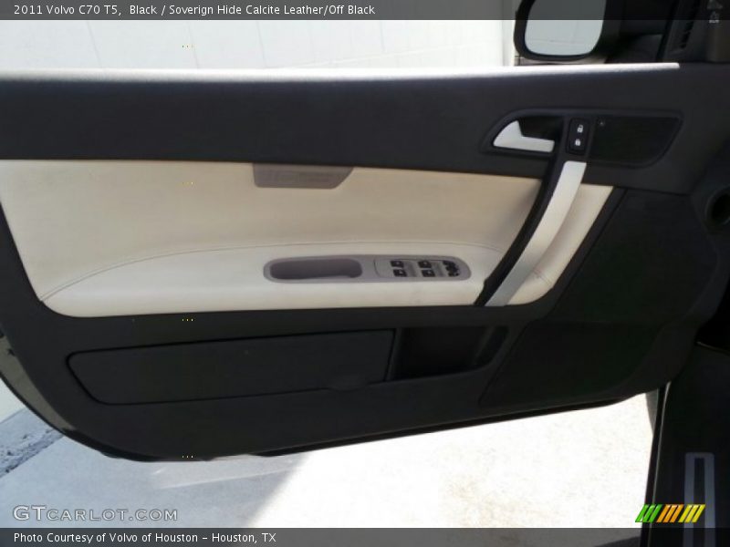Black / Soverign Hide Calcite Leather/Off Black 2011 Volvo C70 T5