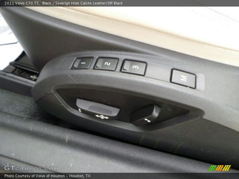 Black / Soverign Hide Calcite Leather/Off Black 2011 Volvo C70 T5