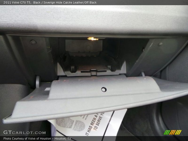 Black / Soverign Hide Calcite Leather/Off Black 2011 Volvo C70 T5