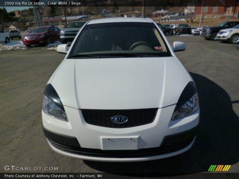 Clear White / Beige 2009 Kia Rio LX Sedan