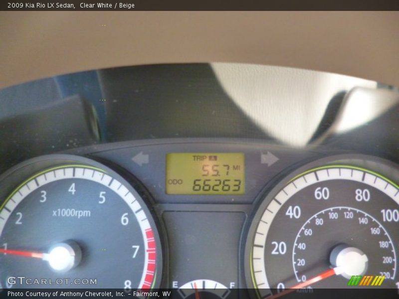 Clear White / Beige 2009 Kia Rio LX Sedan