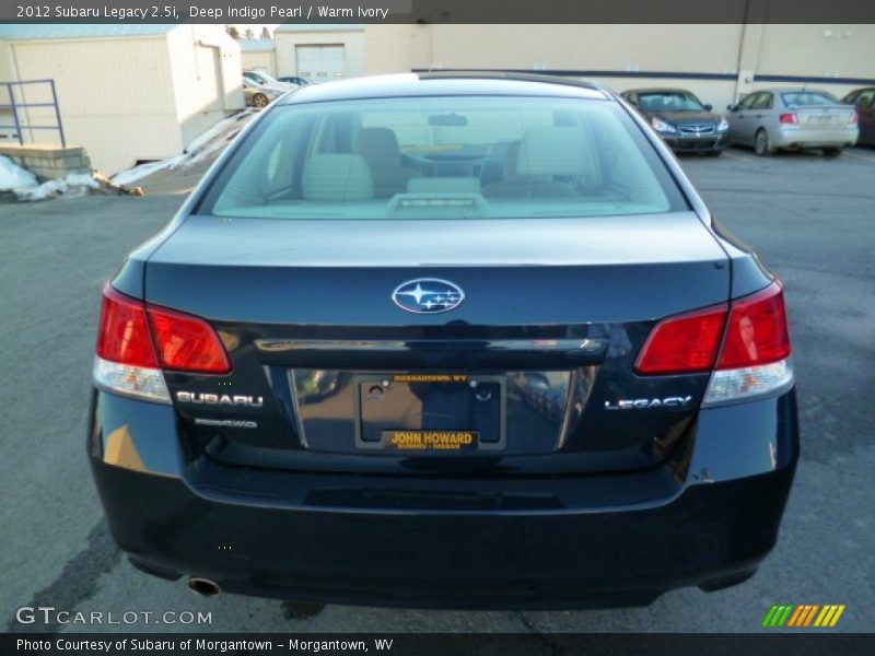 Deep Indigo Pearl / Warm Ivory 2012 Subaru Legacy 2.5i