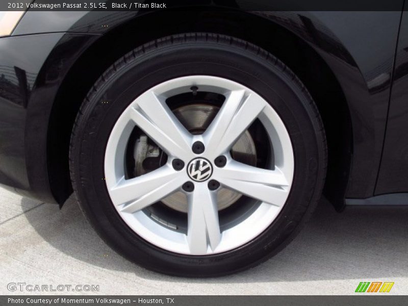 Black / Titan Black 2012 Volkswagen Passat 2.5L SE