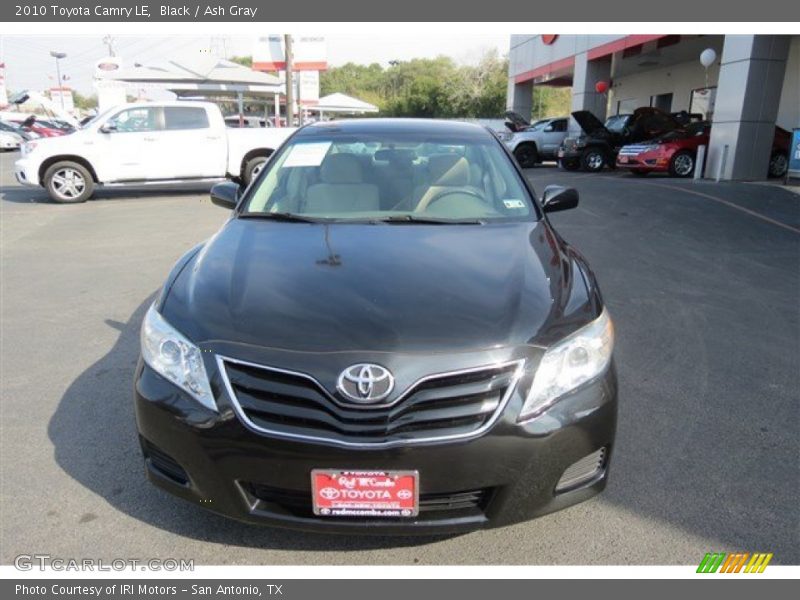 Black / Ash Gray 2010 Toyota Camry LE