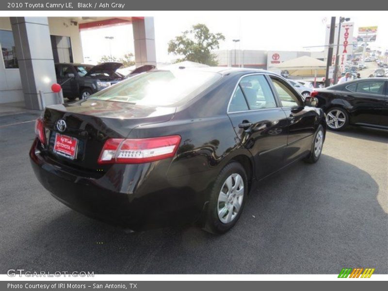 Black / Ash Gray 2010 Toyota Camry LE