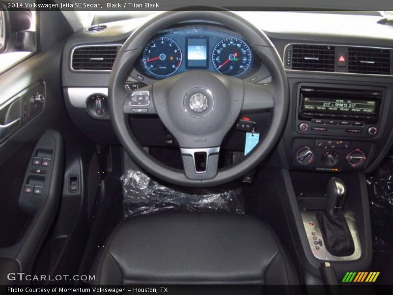 Black / Titan Black 2014 Volkswagen Jetta SE Sedan