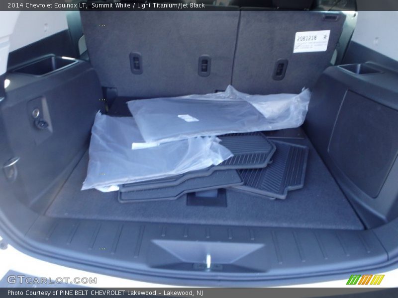 Summit White / Light Titanium/Jet Black 2014 Chevrolet Equinox LT