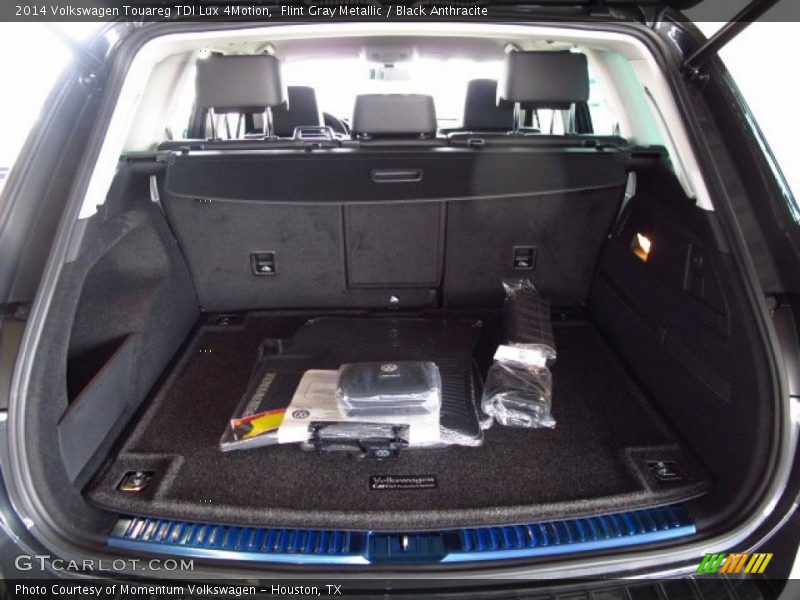 Flint Gray Metallic / Black Anthracite 2014 Volkswagen Touareg TDI Lux 4Motion