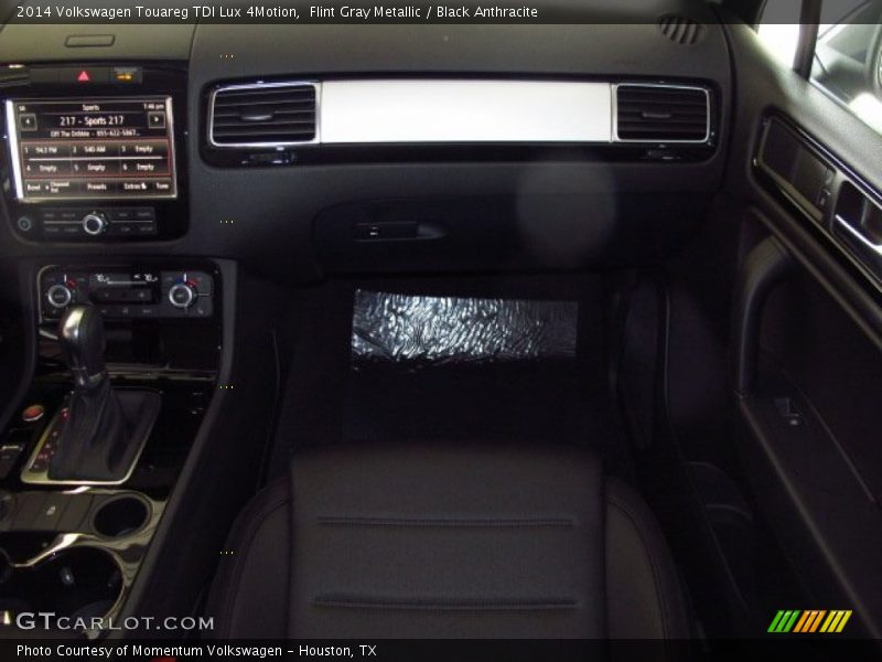 Flint Gray Metallic / Black Anthracite 2014 Volkswagen Touareg TDI Lux 4Motion