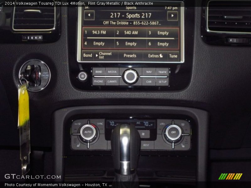 Flint Gray Metallic / Black Anthracite 2014 Volkswagen Touareg TDI Lux 4Motion