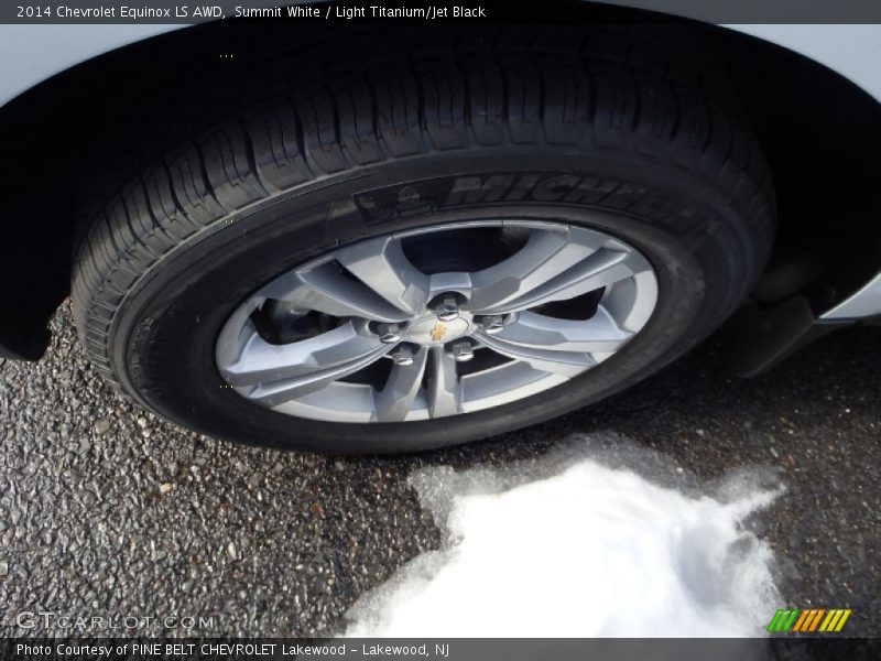 Summit White / Light Titanium/Jet Black 2014 Chevrolet Equinox LS AWD