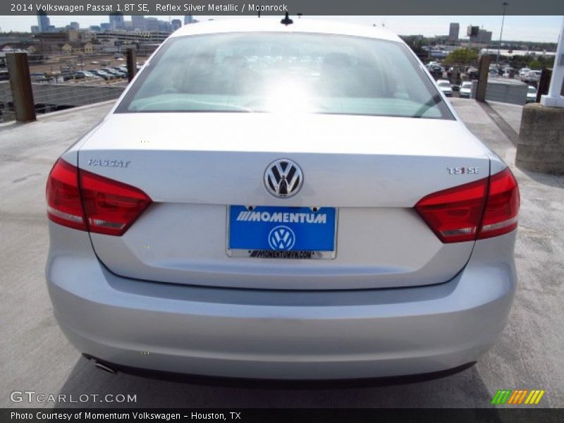 Reflex Silver Metallic / Moonrock 2014 Volkswagen Passat 1.8T SE