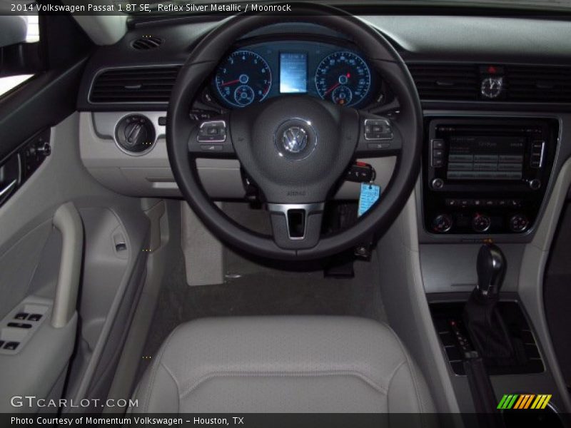 Reflex Silver Metallic / Moonrock 2014 Volkswagen Passat 1.8T SE