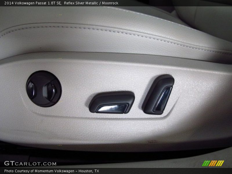 Reflex Silver Metallic / Moonrock 2014 Volkswagen Passat 1.8T SE