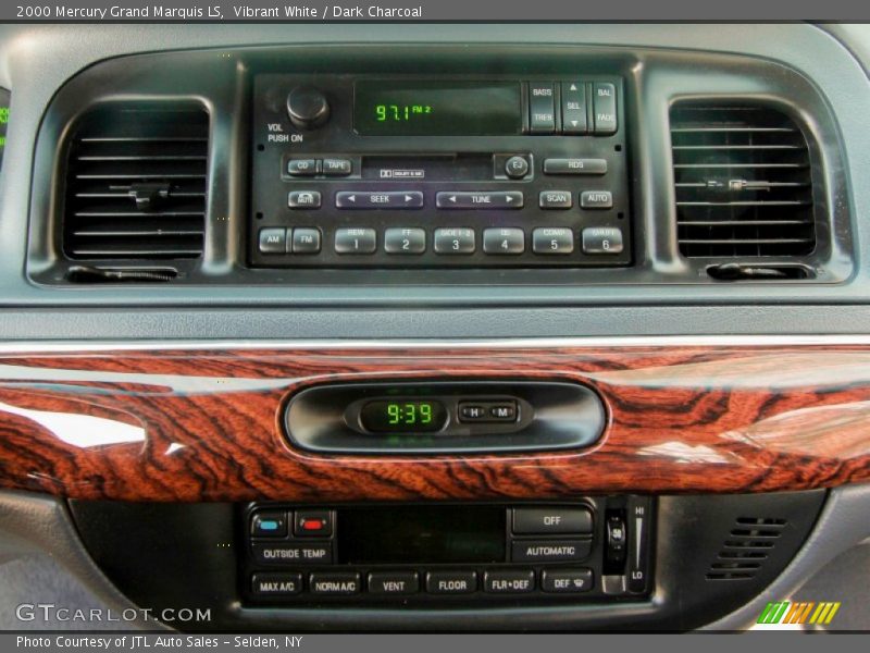 Vibrant White / Dark Charcoal 2000 Mercury Grand Marquis LS