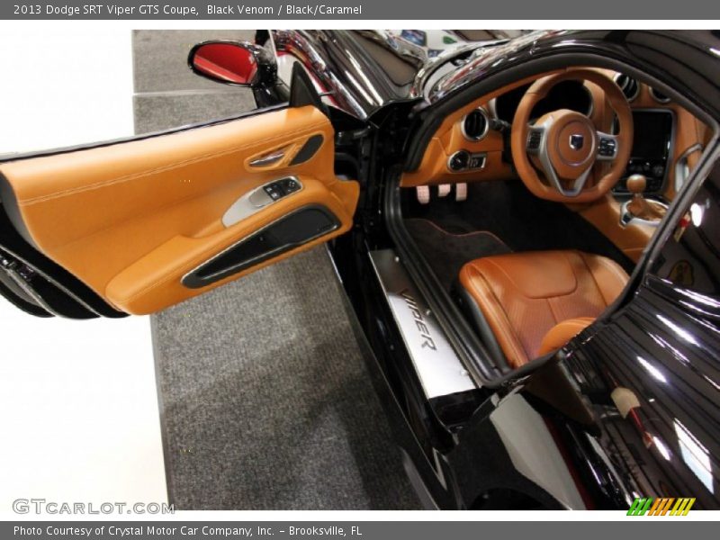 2013 SRT Viper GTS Coupe Black/Caramel Interior