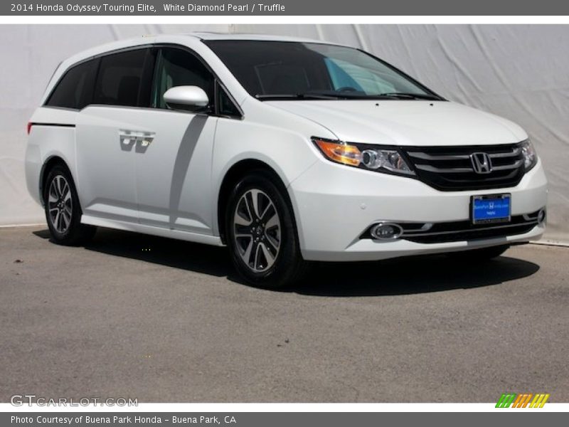 White Diamond Pearl / Truffle 2014 Honda Odyssey Touring Elite