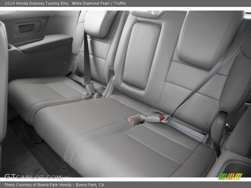 White Diamond Pearl / Truffle 2014 Honda Odyssey Touring Elite