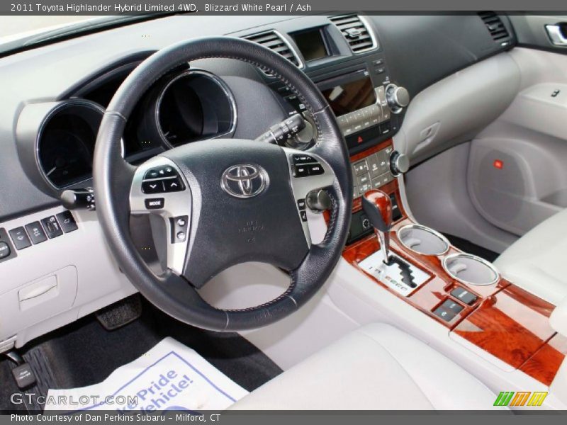 Blizzard White Pearl / Ash 2011 Toyota Highlander Hybrid Limited 4WD