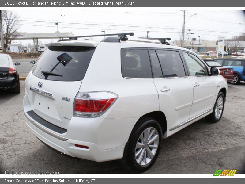 Blizzard White Pearl / Ash 2011 Toyota Highlander Hybrid Limited 4WD