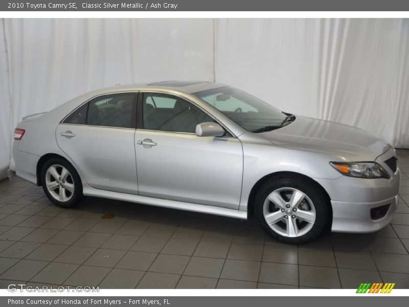 Classic Silver Metallic / Ash Gray 2010 Toyota Camry SE