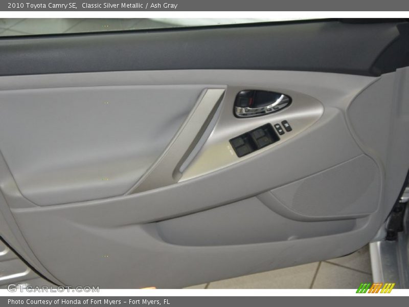 Classic Silver Metallic / Ash Gray 2010 Toyota Camry SE