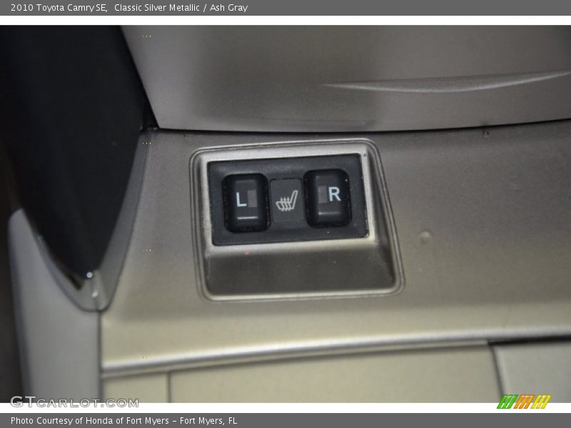 Classic Silver Metallic / Ash Gray 2010 Toyota Camry SE