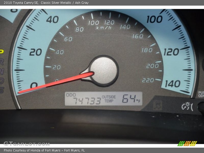 Classic Silver Metallic / Ash Gray 2010 Toyota Camry SE