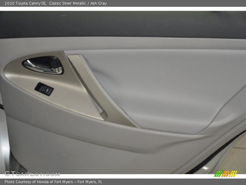 Classic Silver Metallic / Ash Gray 2010 Toyota Camry SE