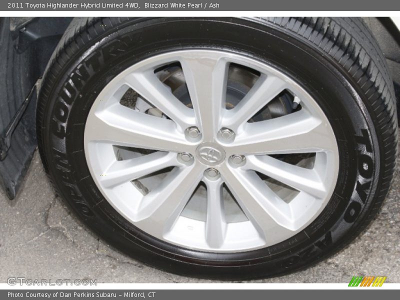 Blizzard White Pearl / Ash 2011 Toyota Highlander Hybrid Limited 4WD